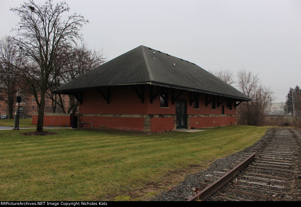 Grand Rapids LS&MS Baggage Depot